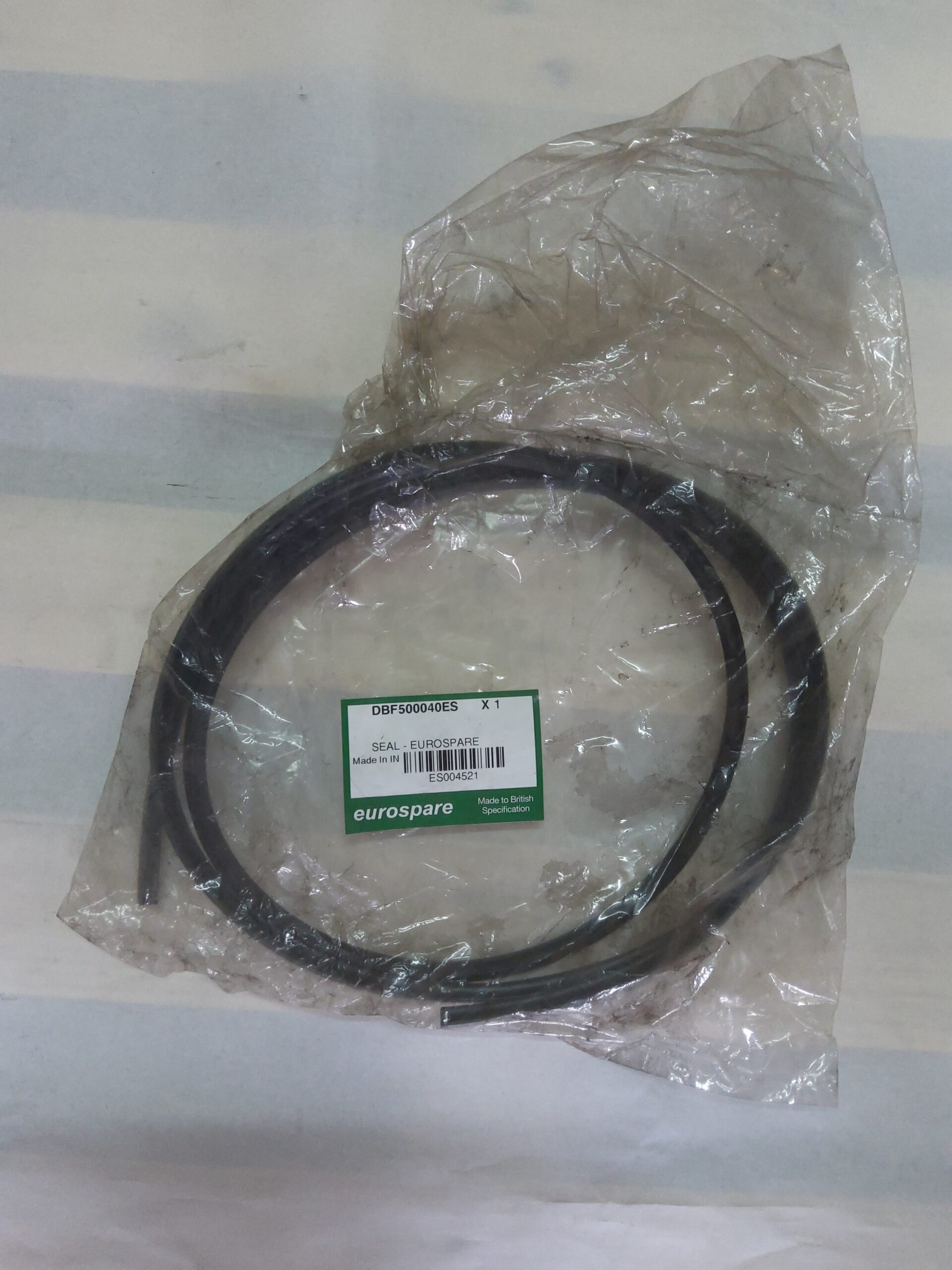Listwa uszczelniająca szyby DBF500040 Land Rover Defender - obrazek 2