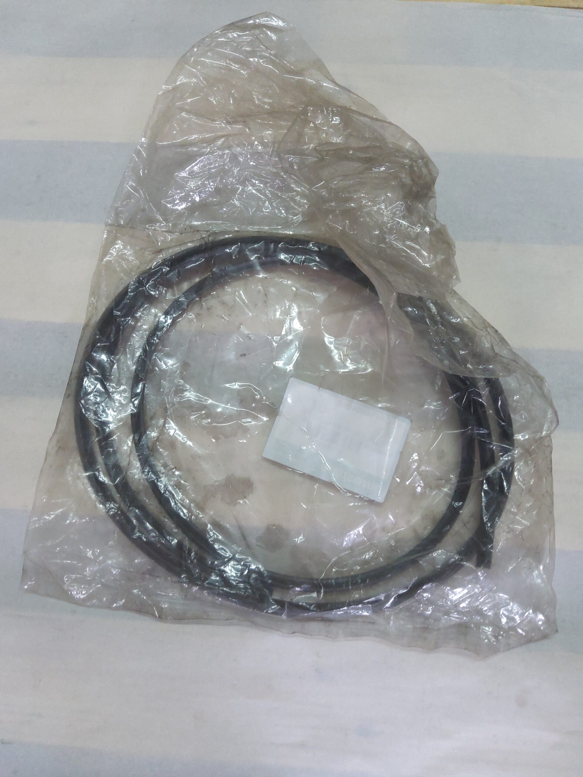 Listwa uszczelniająca szyby DBF500040 Land Rover Defender - obrazek 3